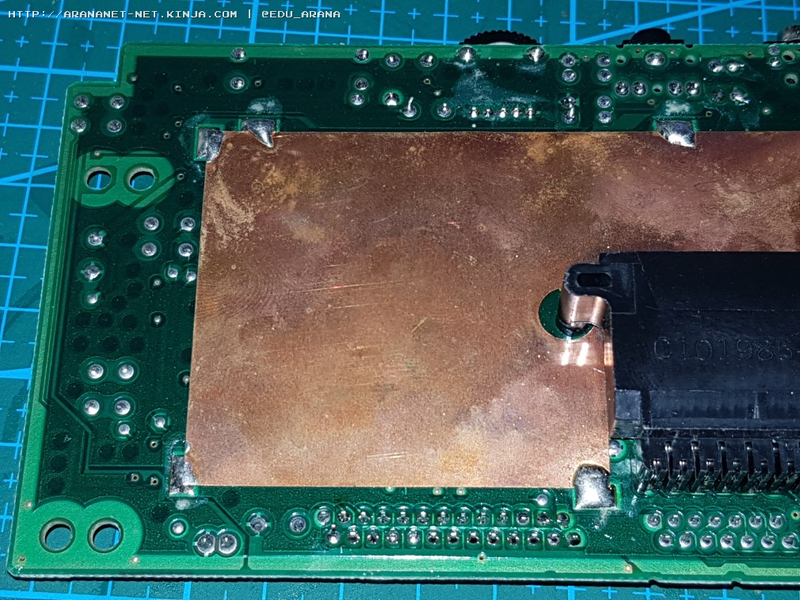 Illustration for article titled INSTALANDO UN LCD EN UNA ATARI LYNX II